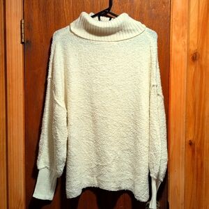 New! Double Zero women's sweater